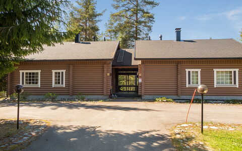 Tahkon Tikka: Chalet, Maison, Domicile, Batiments Jardin, Siding, Cabane En Rondins, Ferme, Biens, Cabanon, Cour