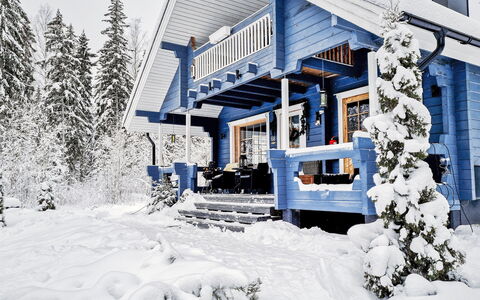 Willa Klaara: Chalet, Maison, Domicile, Batiments Jardin, Siding, Cabane En Rondins, Ferme, Biens, Cabanon, Cour
