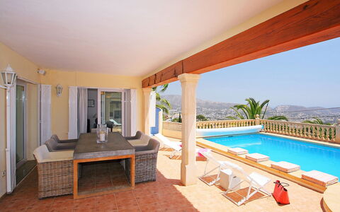 Karibuni: Propriété, Pièce, Bâtiment, Immobilier, Maison, Recours, Meubles, Design Intérieur, Villa, Piscine