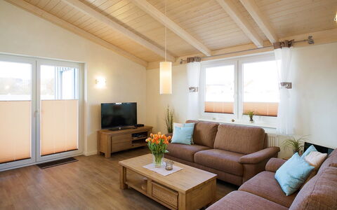 Dagebüll 100: Pièce, Plafond, Salon, Propriété, Design Intérieur, Meubles, Bâtiment, Sol, Maison, Daylighting