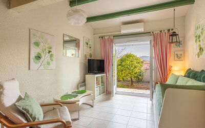Les Mas de Cogolin 107.5: Meubles, Appartement, Domicile, Balcon, Tache De Bois, Ombre, Chaise, Eco Hôtel, Mobilier De Jardin, Plante D'Appartement