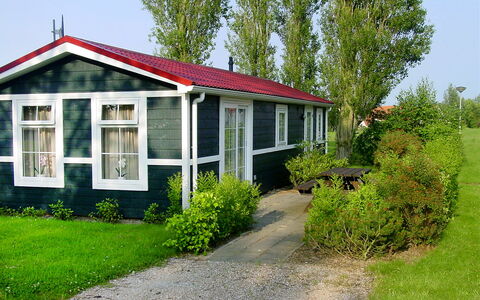 Den Oever: Plante, Fenêtre, Ciel, Bâtiment, Arbre, Maison, Lot Terre, Chalet, Herbe