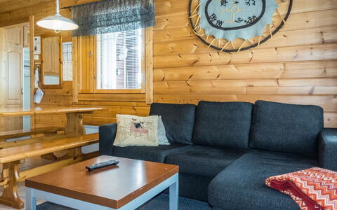 Hirvas Levi 1: Bois, Neige, Chalet, L'Hiver, Toit, Domicile, Gelé, Cabane En Rondins, Siding, Pente