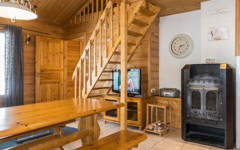 Hirvas Levi 1: Bois, Neige, Chalet, L'Hiver, Toit, Domicile, Gelé, Cabane En Rondins, Siding, Pente