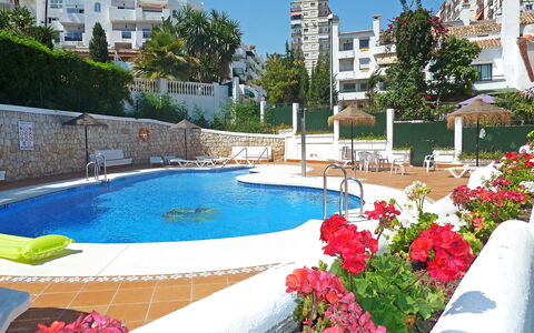Benalmádena Costa 121: Piscine, Propriété, Bâtiment, Immobilier, Appartement, Vacances, Recours, Loisir, Ville Resort, Maison