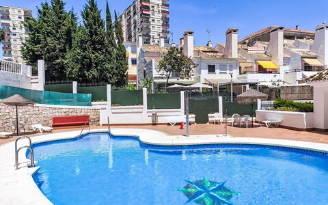 Benalmádena Costa 121: Appartement, Zone Résidentielle, Design Urbain, Condominium, Balcon, Hôtel, Piscine, Recours
