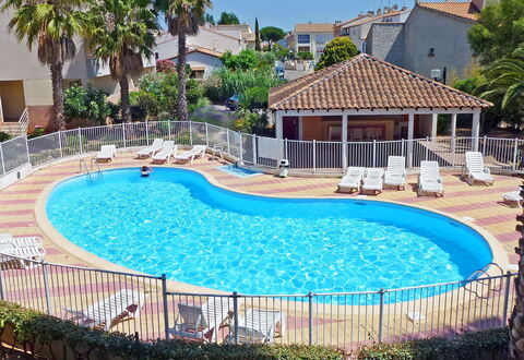 Le Myflower: Piscine, Propriété, Recours, Ville, Immobilier, Loisir, L'Eau, Ville Resort, Bâtiment, Vacances