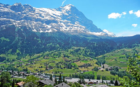 Chalet Tuffstein: Ciel, Montagne, Jour, Écorégion, Nuage, Paysage Naturel, Bleu Azur, Bâtiment, Végétation, Montagnes