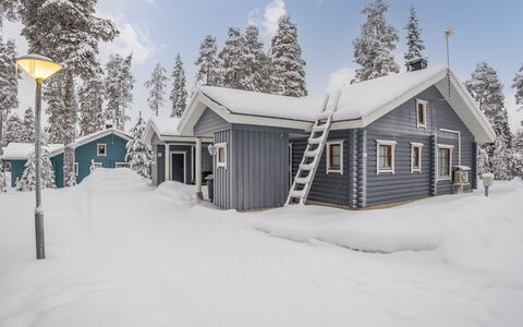 Kaukonraitti 4 C 2: Neige, L'Hiver, Domicile, Maison, Chalet, Toit, Gelé, Siding, Pente, Gel