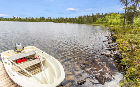Villa Goskanjavri: Bateau, L'Eau, Navire, Bateaux Et Nautique - Materiel Et Fournitures, Cours D'Eau, Nuage, Lac, Banque, Des Loisirs