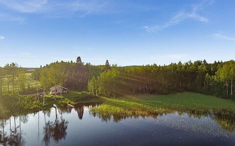 Myllymökki: Voie Navigable, Banque, Cours D'Eau, Lac, Chalet, Forêt, Canal, Réservoir, Cabane En Rondins