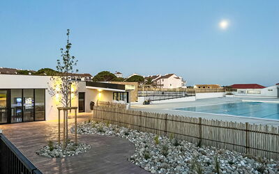 Le Barcarès 962: Zone Résidentielle, Piscine, Design Urbain, Composite, Béton, Biens, Conception, Recours, Tuile, Hôtel