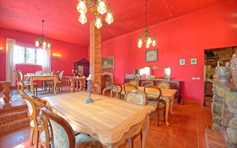 Villa Lorenza: Propriété, Pièce, Bâtiment, Table, Restaurant, Meubles, Salle À Manger, Immobilier, Design Intérieur, Maison