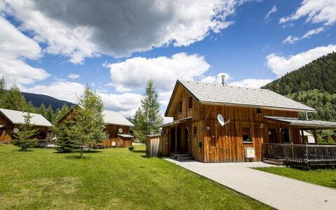 Logement:&nbsp;# 140 mit 4 Schlafzimmern & Sauna 100.7