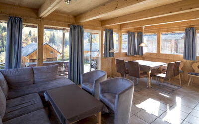 Logement:&nbsp;# 140 mit 4 Schlafzimmern & Sauna 100.7