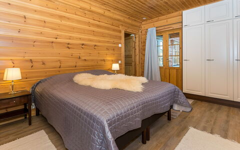 Lokinsiipi: Design Intérieur, Sol, Sol, Bois, Plafond, Parquet, Meubles, Lit, Chambre, Pièce