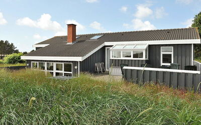 Henne Strand