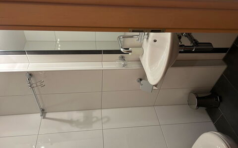 Am Gilsbach: Luminaire Plomberie, Plomberie, Sol, Sol, Salle De Bains, Tuile, Robinet