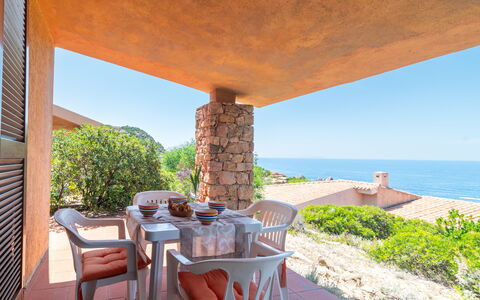 Costa Paradiso 450: Plante, Meubles, Table, Bâtiment, Ciel, Propriété, Chaise, Pot De Fleur, Bois, Ombre