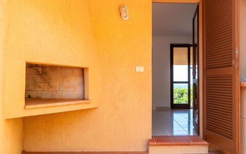 Costa Paradiso 450: Bâtiment, Fenêtre, Télévision, Bois, Design Intérieur, Peindre, Sol, Sol, Ombre