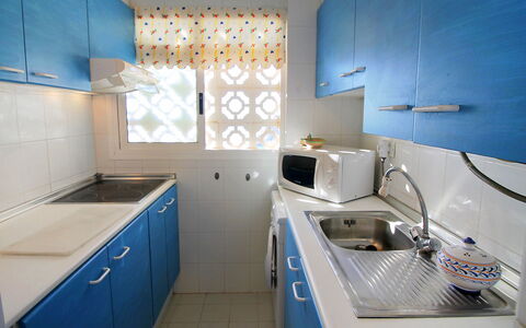 Vistamar: Evier, Cabinetry, Robinet, Bleu, Évier, Bleu Azur, Luminaire Plomberie, Cuisine, Électroménager, Appareil De Cuisine