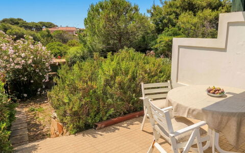 Sa Casitta: Jardin, Ombre, Mobilier De Jardin, Aménagement Paysager, Cour, Arrière-Cour, Tableau De Plein Air, Eco Hôtel, Table Cuisine Et Salle A Manger, Plante D'Appartement
