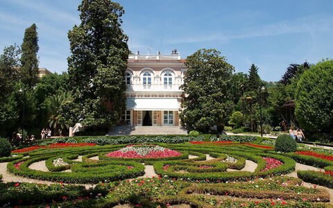 Villa Olea: Jardin, Jardin Botanique, Biens, Bâtiment, Botanique, Palais, Maison, Arbuste, Arbre, Haie