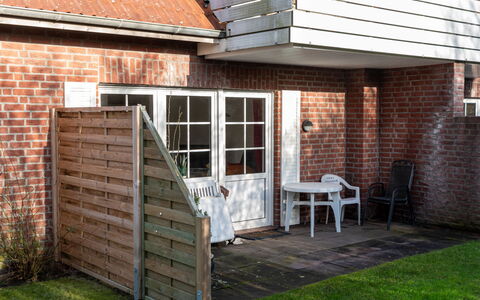 Norddeich 757: Propriété, Bâtiment, Bois, Brickwork, Fenêtre, Brique, Plante, Architecture, Porte, Herbe