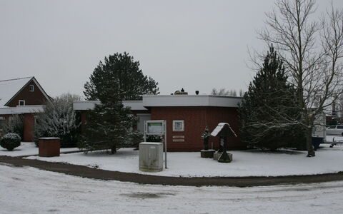 Norddeich 765: Plante, Ciel, Neige, Bâtiment, Arbre, Fenêtre, Lot Terre, Maison, Quartier, Gelé