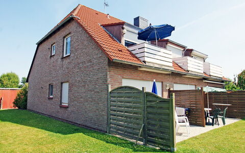 Kluntje: Ciel, Bâtiment, Plante, Maison, Arbre, Lot Terre, Herbe, Bois, Chalet, Paysage Naturel