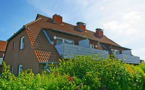 Teetied: Plante, Ciel, Bâtiment, Fleur, Fenêtre, Nuage, Paysage Naturel, Maison, Lot Terre, Végétation