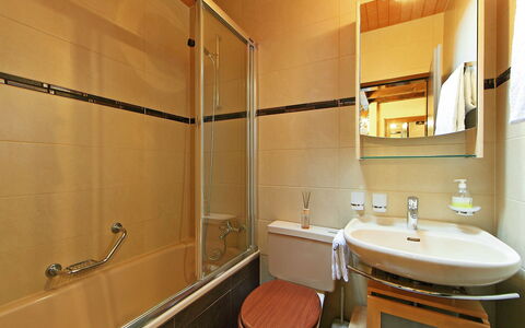 Vitalis: Miroir, Luminaire Plomberie, Évier, Robinet, Tete De Douche, Salle De Bains, Douche, Lavabo, Bois, Porte De Douche