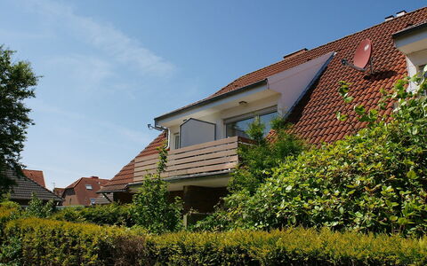 Blinkfeuer: Maison, Zone Résidentielle, Toit, Propriété, Domicile, Végétation, Architecture, Ciel, Bâtiment, Quartier