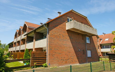 Norddeich 707: Ciel, Plante, Nuage, Bâtiment, Fenêtre, Bois, Clôture, Lot Terre, Design Urbain, Arbre
