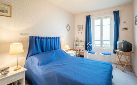 Saint Malo 260: Meubles, Propriété, Blanc, Bleu Azur, Bleu, Confort, Bois, Textile, Design Intérieur
