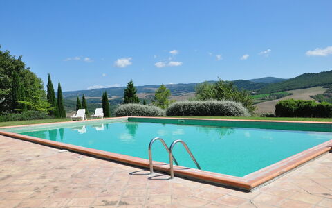 Le Querce Di Campocane: Piscine, Propriété, Loisir, L'Eau, Vacances, Immobilier, Biens, Villa, Maison, Bâtiment