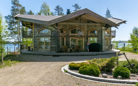 Villa Pyöriäinen: Chalet, Maison, Domicile, Batiments Jardin, Siding, Cabane En Rondins, Ferme, Biens, Cabanon, Cour