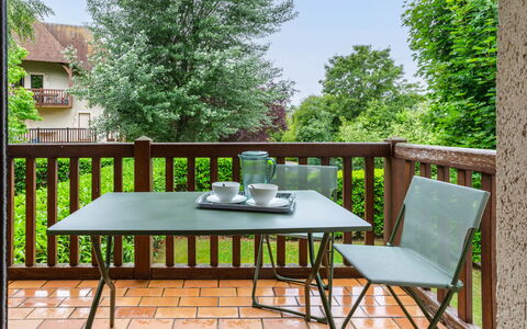 Les Manoirs: Meubles, Bois, Mobilier De Jardin, Table, Chaise, Tableau De Plein Air, Table Cuisine Et Salle A Manger, Tache De Bois, Dur, Jardin