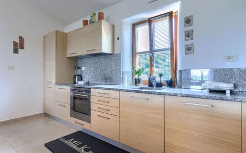 Buje 200: Comptoir, Cuisine, Cabinetry, Appareil De Cuisine, Sol, Design Intérieur, Bois, Principaux Appliance, Sol, Meubles