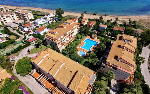 La Marina: Recours, Appartement, Biens, Hacienda, Hôtel, Villa, Station Balnéaire, Eco Hôtel, Piscine