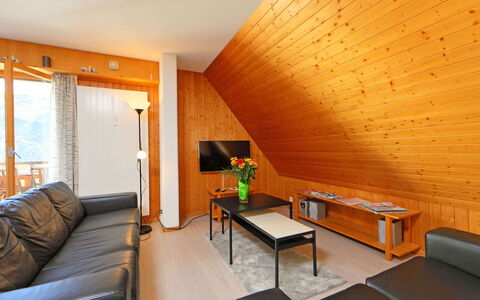 Anémone 2 16: Meubles, Propriété, Bâtiment, Confort, Canapé, Table, Bois, Orange, Architecture, Design Intérieur