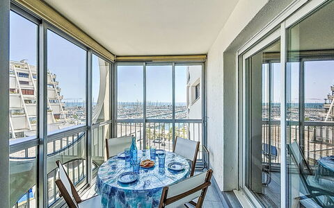 La Tour Fenestrelle: Appartement, Condominium, Balcon, Verre, Hôtel, Appartement Penthouse, Aluminium