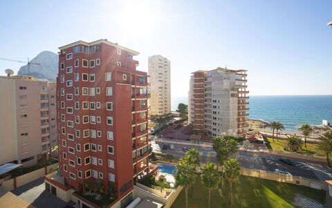 Calpe Calp 342: Ciel, Bâtiment, Plante, Jour, Propriété, Skyscraper, L'Eau, Lumière, Fenêtre, Infrastructure