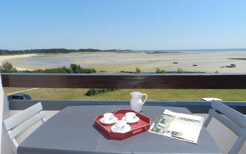 Carnac 141: Ciel, L'Eau, Propriété, Table, Chaise, Mobilier De Jardin, Vaisselle, Nappe De Table, Tableau De Plein Air, Lac