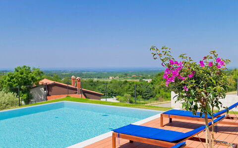 Anna: Piscine, Propriété, Vacances, Immobilier, Recours, Loisir, Maison, Balancelle, Villa, Bâtiment
