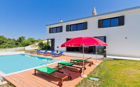Anna: Propriété, Maison, Piscine, Bâtiment, Immobilier, Vacances, Villa, Domicile, Loisir, Balancelle