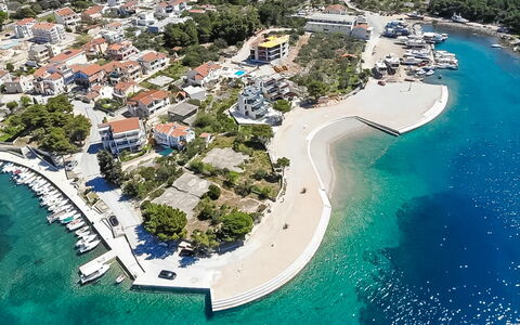 Vodice Tribunj 124: L'Eau, Ciel, Nuage, Ressources En Eau, Bleu Azur, Arbre, Paysage Naturel, Plage, Cotiers Et Relief Océaniques, Plante
