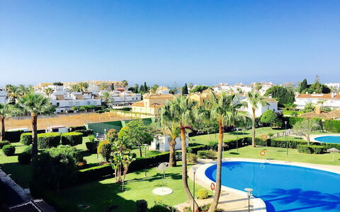 Lorcrisur: Propriété, Recours, Immobilier, Piscine, Zone Résidentielle, Bâtiment, Vacances, Maison, Domicile, Appartement