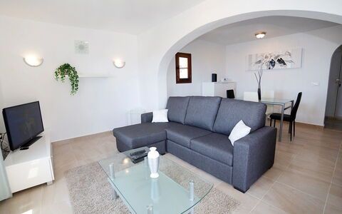 Amare Monte: Canapé, Meubles, Propriété, Design Intérieur, Éclairage, Salon, Maison, Sol, Sol, Confort