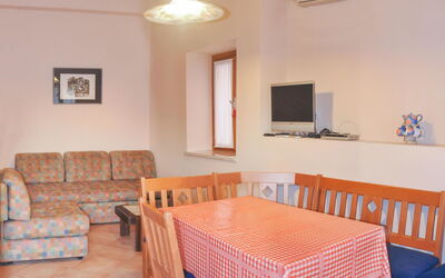 Logement:&nbsp;Forlani 103.2